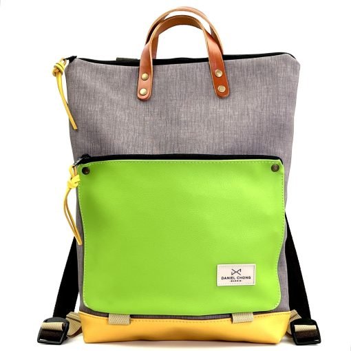 Mochila rectangular impermeable verde y jaspeada