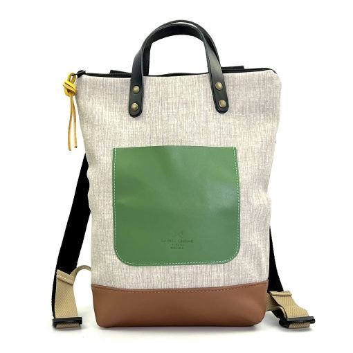 Mochila mini gris y verde