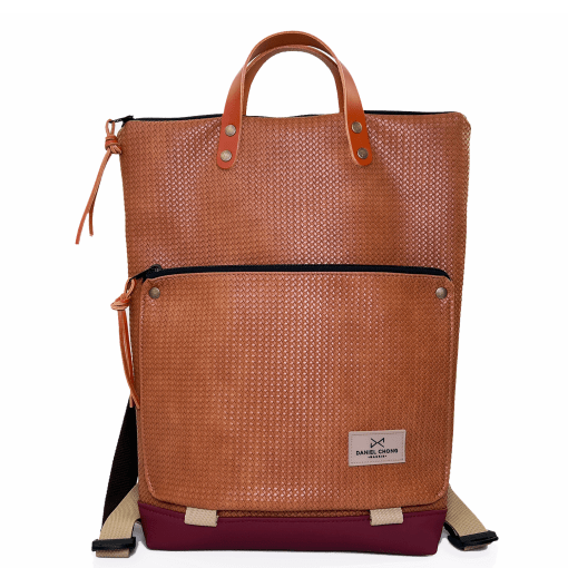 Mochila rectangular impermeable ratán marrón