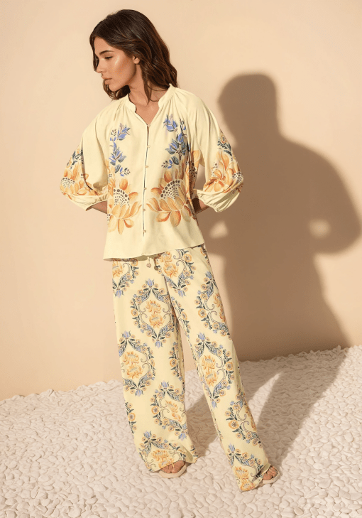 Pantalón flores amarillas