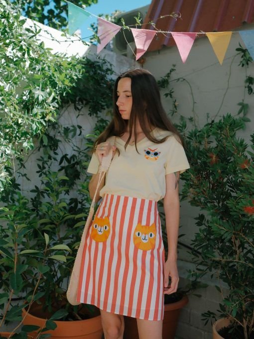 Falda corta cats