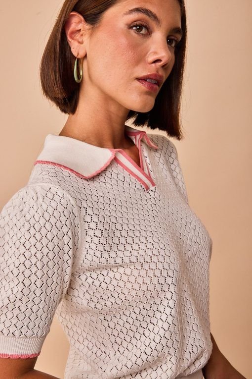 Polo de punto calado blanco