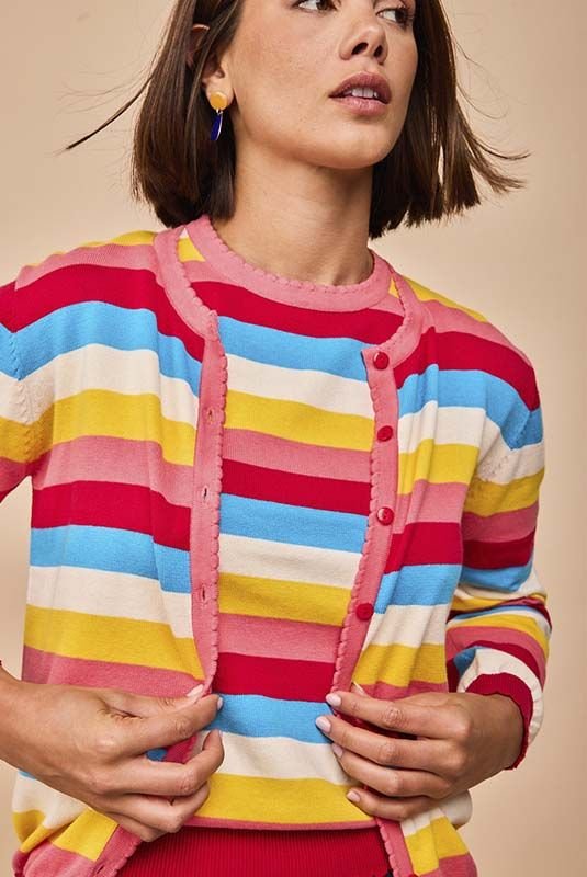 JERSÉIS Y CHAQUETAS