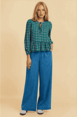 Alternative view of Camisa estampada de corazones con volante