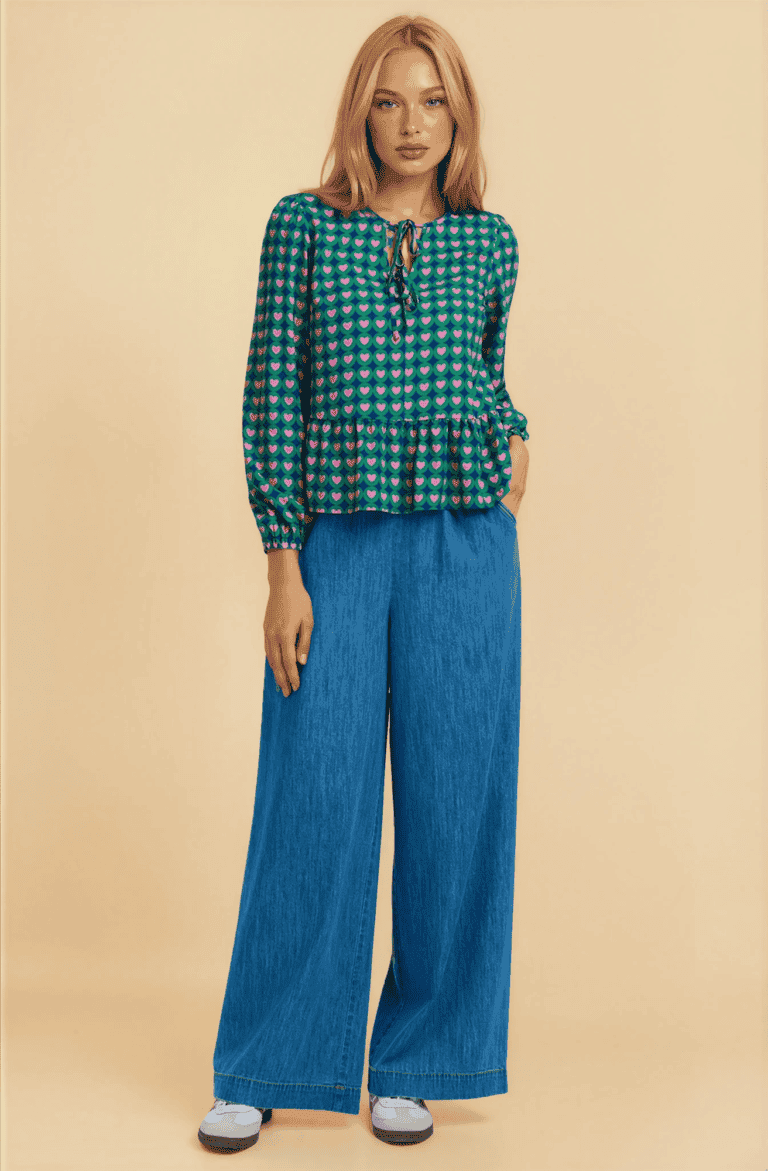 Alternative view of Camisa estampada de corazones con volante