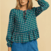 Camisa estampada de corazones con volante