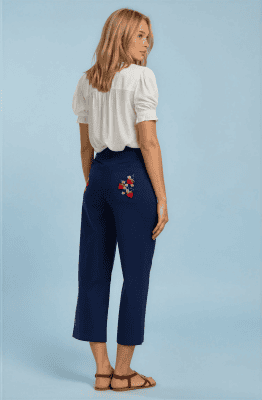 Alternative view of Blusa con bordados florales