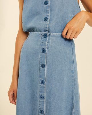 Alternative view of Falda midi abotonada denim