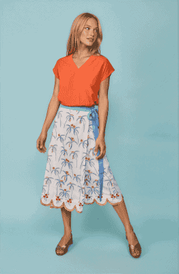 Falda midi bordada palmeras