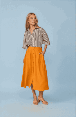 Falda midi mostaza