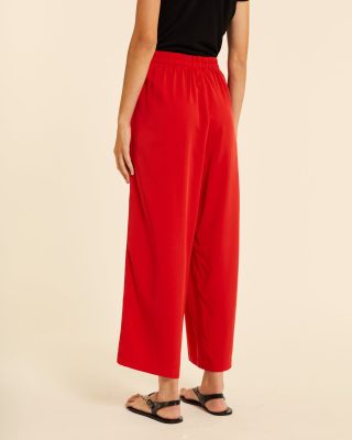 Alternative view of Culote con pinzas rojo