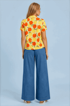 Alternative view of Camisa manga corta naranjas